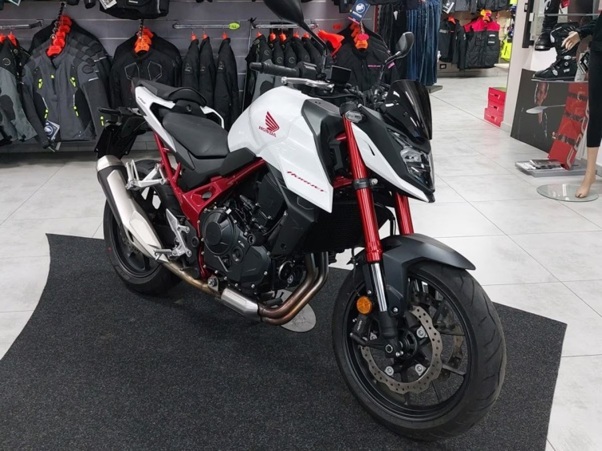 Dueruote Annunci: le Honda CB750 Hornet usate